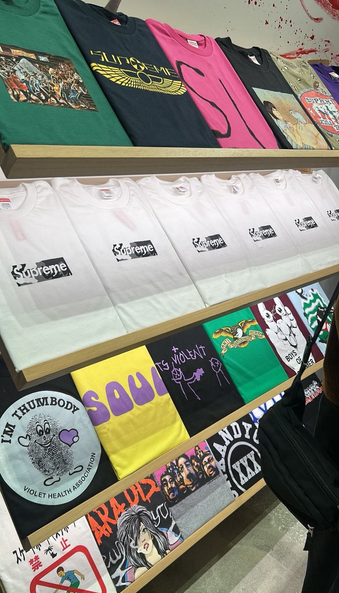 Supreme Drops (@dropsdotgg) on Twitter photo 