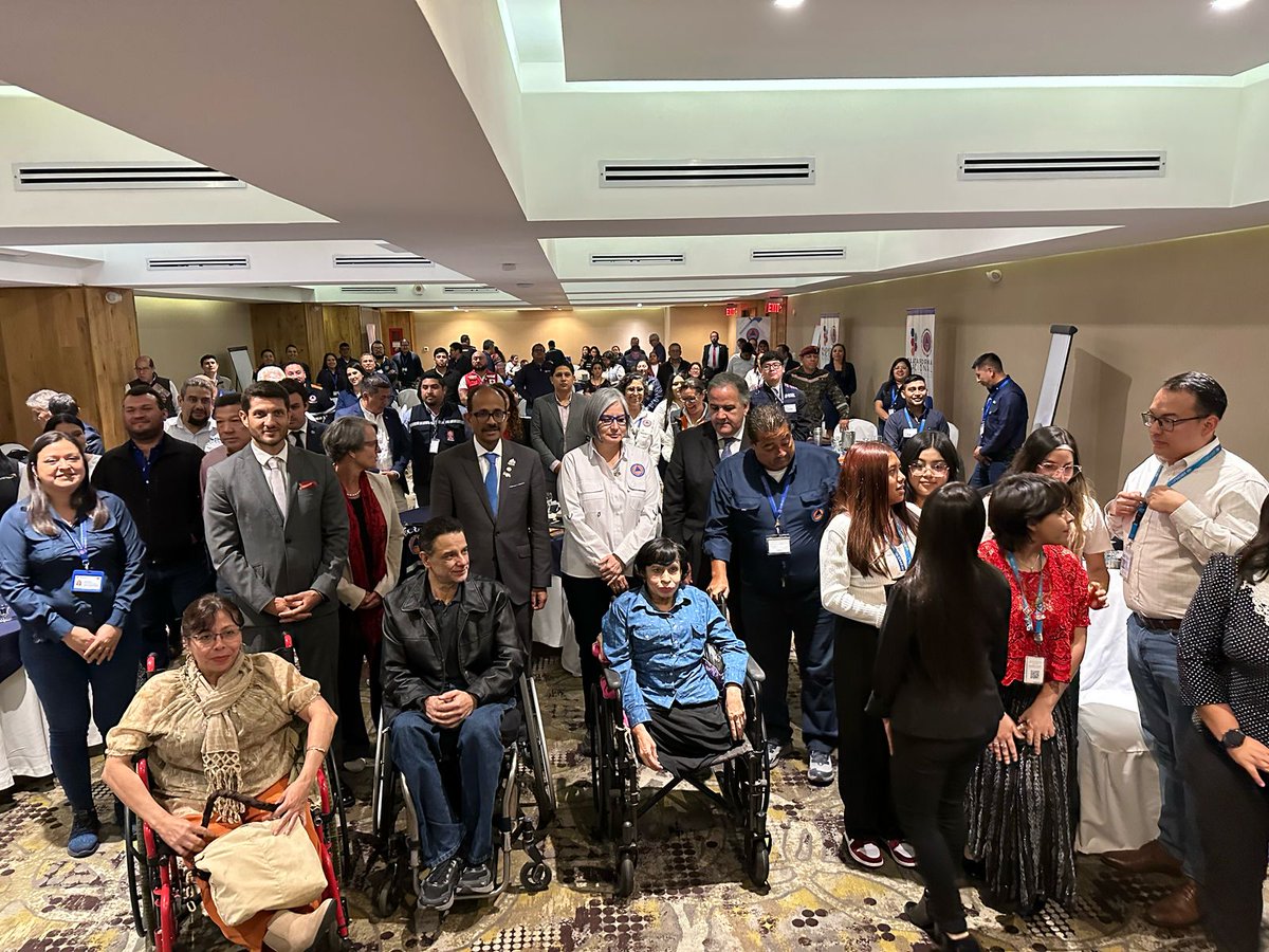 Hoy Kamal Kishore jefe de <a href="/UNDRR/">UNDRR</a> participó en reunión de Plataforma Nacional de Diálogo de Reducción de Riesgo a Desastres, espacio donde gobierno y organizaciones discuten sus prioridades para la plataforma regional y global, bajo liderazgo de <a href="/ConredGuatemala/">CONRED</a> <a href="/UNOCHA_Americas/">OCHA Americas</a>