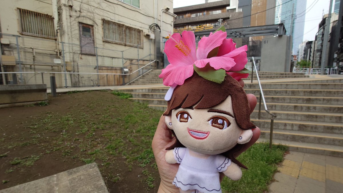 raraken_0302's tweet photo. 今日はThursday
いいことばかりあるわけないけど
「一生easy to smile♪」
たくさん笑えますように😄
#鈴木愛理
#あいりまにあ
#EasyToSmile
#イジスマ https://t.co/VSye8pDLY4