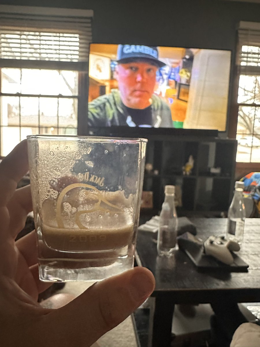 eatseetrav's tweet photo. Espresso Martinis at home and Vegas vlogs. Prepping for Vegas. 13 days to go. @TheTrooper97 #gogamble #vegas https://t.co/acbGwjjl7G