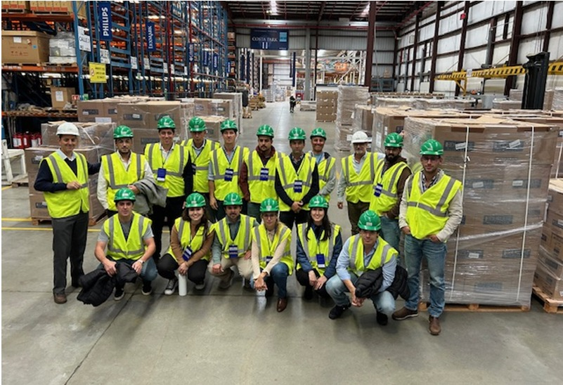 juan_opertti's tweet photo. Agradecemos la visita a nuestras instalaciones, el Hub #Logistico 3PL Costa Oriental en @ZonamericaUY de los participantes del Curso Diploma en Agronegocios Sostenibles de @UniversidadORT con estudiantes de #Uruguay #Paraguay y #Brasil que participan del mismo, integrandose la region a traves del talento, sostenibilidad y digitalizacion a las #CadenadeSuministro agroindustriales @czfuy @Uniondeexport @asociacionZFA @UruguayXXI