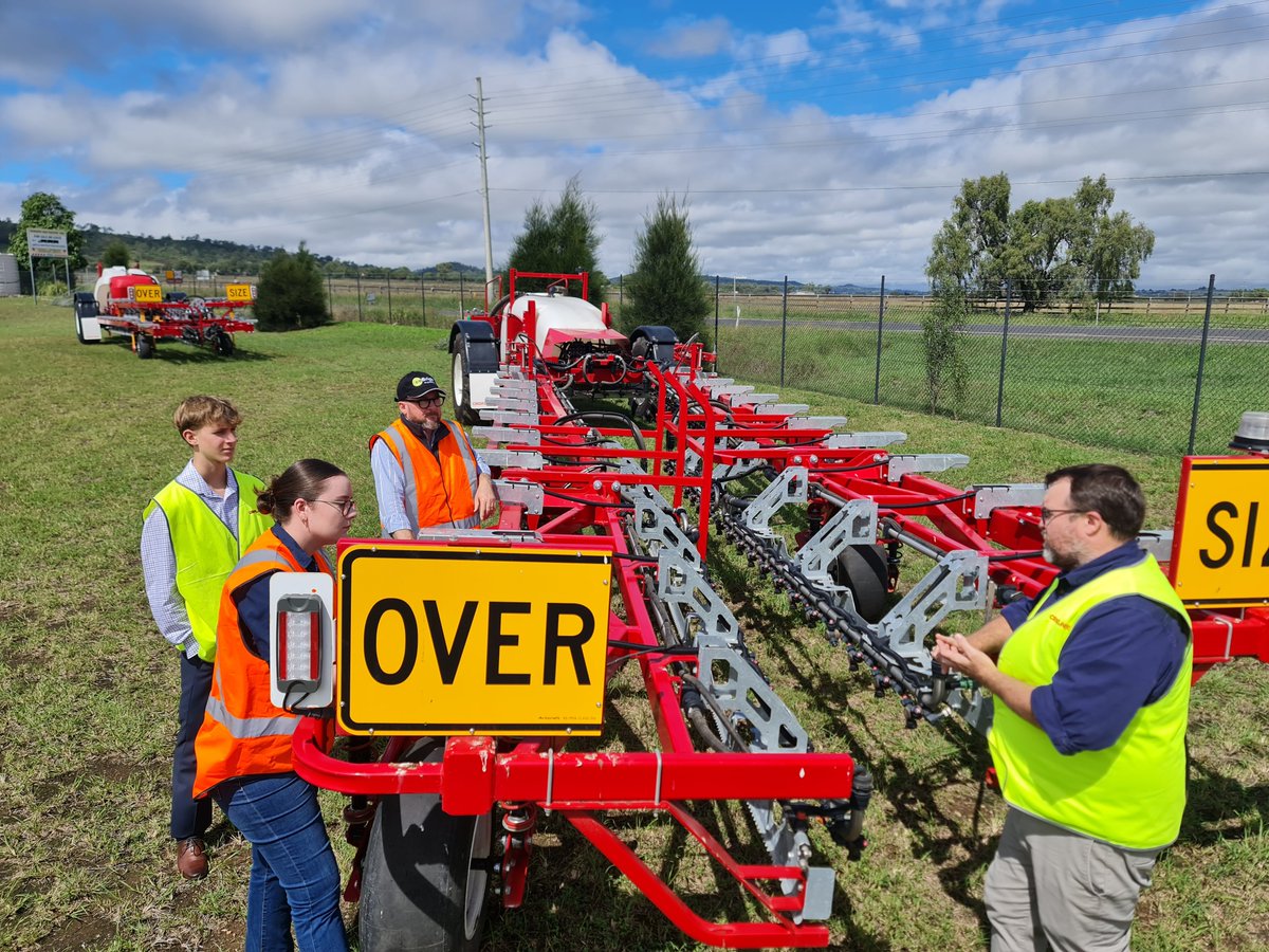 CoBrightAU's tweet photo. Recently we sent a few of the team – Brendan, Caitlin, Nate, and Nick out on a field trip. This trip took place at the local Croplands facility, and we were given a guided tour by their National Sales Manager Jeremy. Thanks again to the Croplands team for hosting us! 

#agtech https://t.co/ZwdDmkeKf9