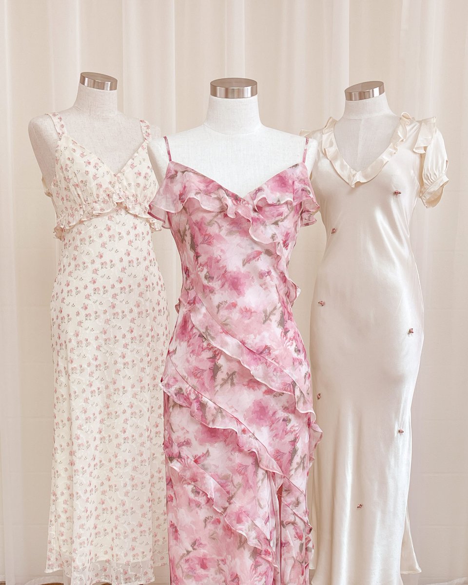 lulusdotcom's tweet image. fresh finds for your next picnic (or just pic 😉)  🧺🌾

shop the Garden Girl collection: lulus.visitlink.me/V9WZCA

#lovelulus #gardengirl #springootd #springdresses #pinterestoutfits #pinterestmoodboard cute mini dress, spring fashion outfit ideas