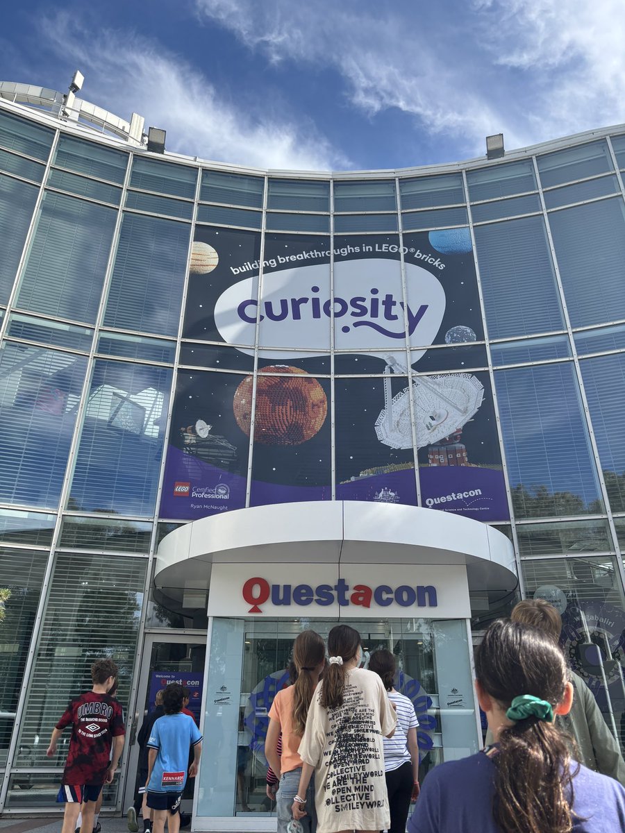 #bus3 all warmed up and ready for <a href="/questacon/">Questacon</a>