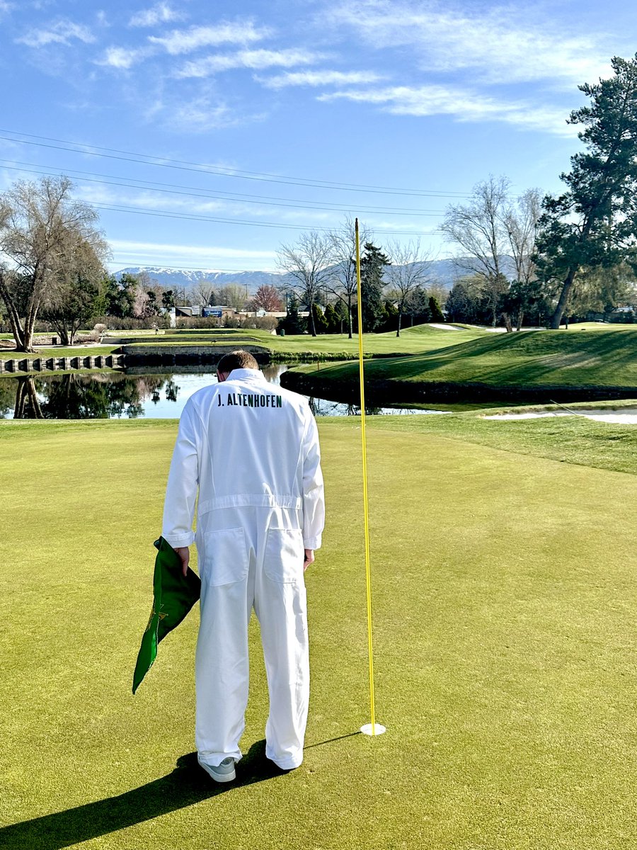 brijon5555's tweet image. Greens were great and The Crest is looking fantastic for our Par 3 event in early April @mattgourlaycgcs