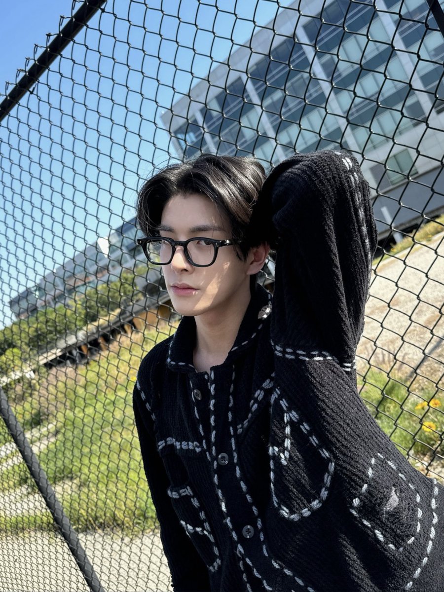 [INSTAGRAM] 250410

“#DailyENHYPEN #JAKE”

<a href="/ENHYPEN_members/">ENHYPEN</a> <a href="/ENHYPEN/">ENHYPEN OFFICIAL</a> #ENHYPEN #엔하이픈