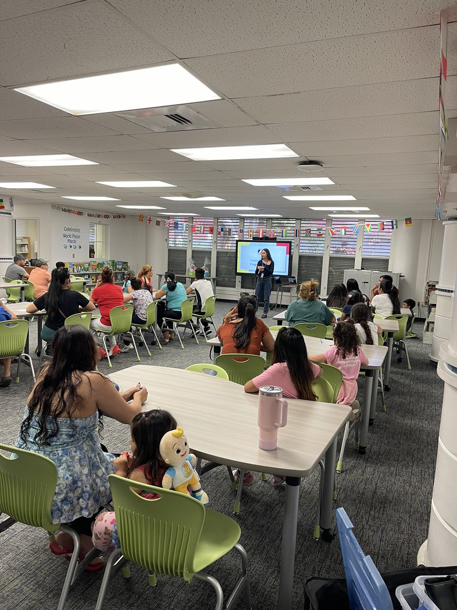 sfoster_es's tweet photo. Thank you @HispanicUnityFL for facilitating a parent meeting to offer services to our community! We look forward to continuing to partner with you to support our families. @BrowardESOL #SFEBuilttoLast2425 https://t.co/PAX1AMmESu