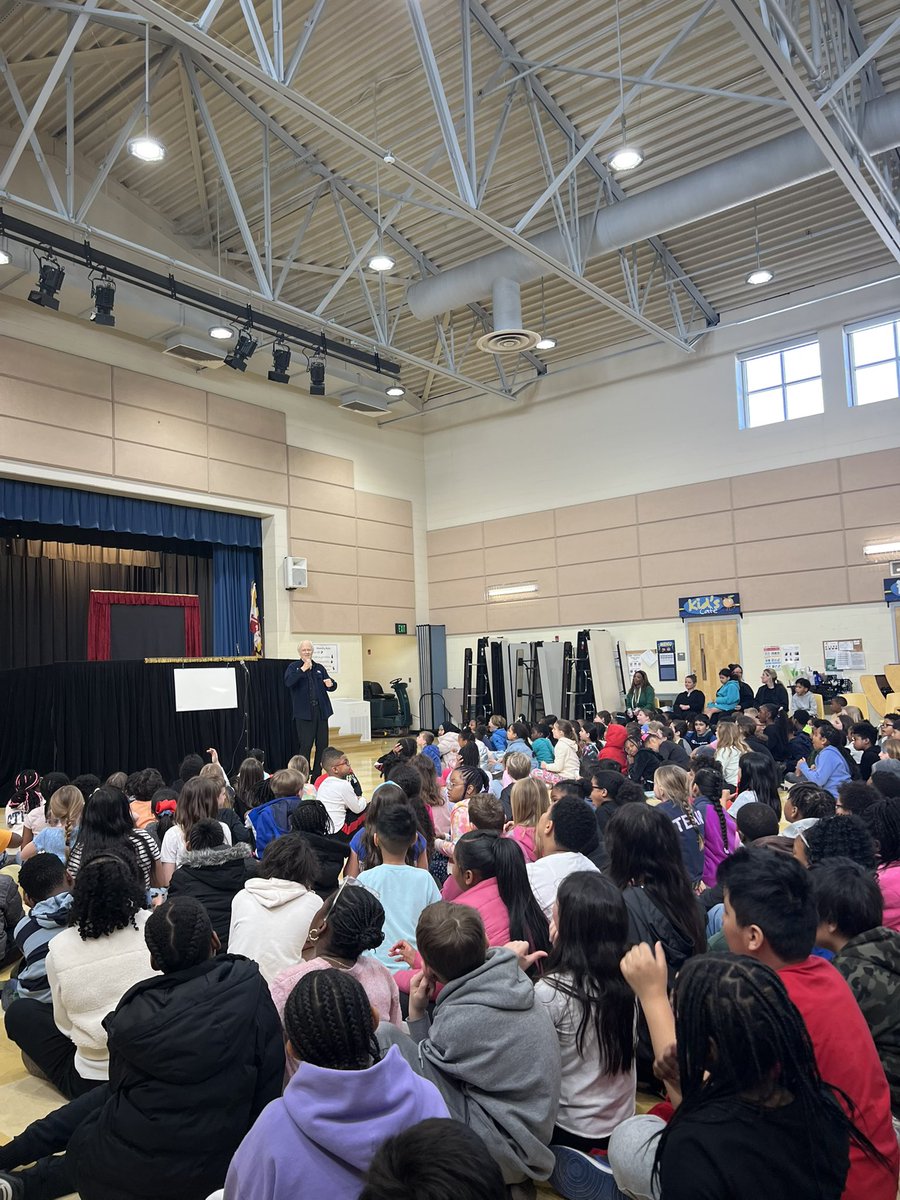 VincentFarmBCPS (@vincentfarmbcps) on Twitter photo Today we had the pleasure of attending the Blue Sky Puppet Theater assembly! We learned a lot and our Hawks were so well-behaved!! Thank you to our <a href="/VincentFarmPTA/">Vincent Farm PTA</a> Today we had the pleasure of attending the Blue Sky Puppet Theater assembly! We learned a lot and our Hawks were so well-behaved!! Thank you to our <a href="/VincentFarmPTA/">Vincent Farm PTA</a>