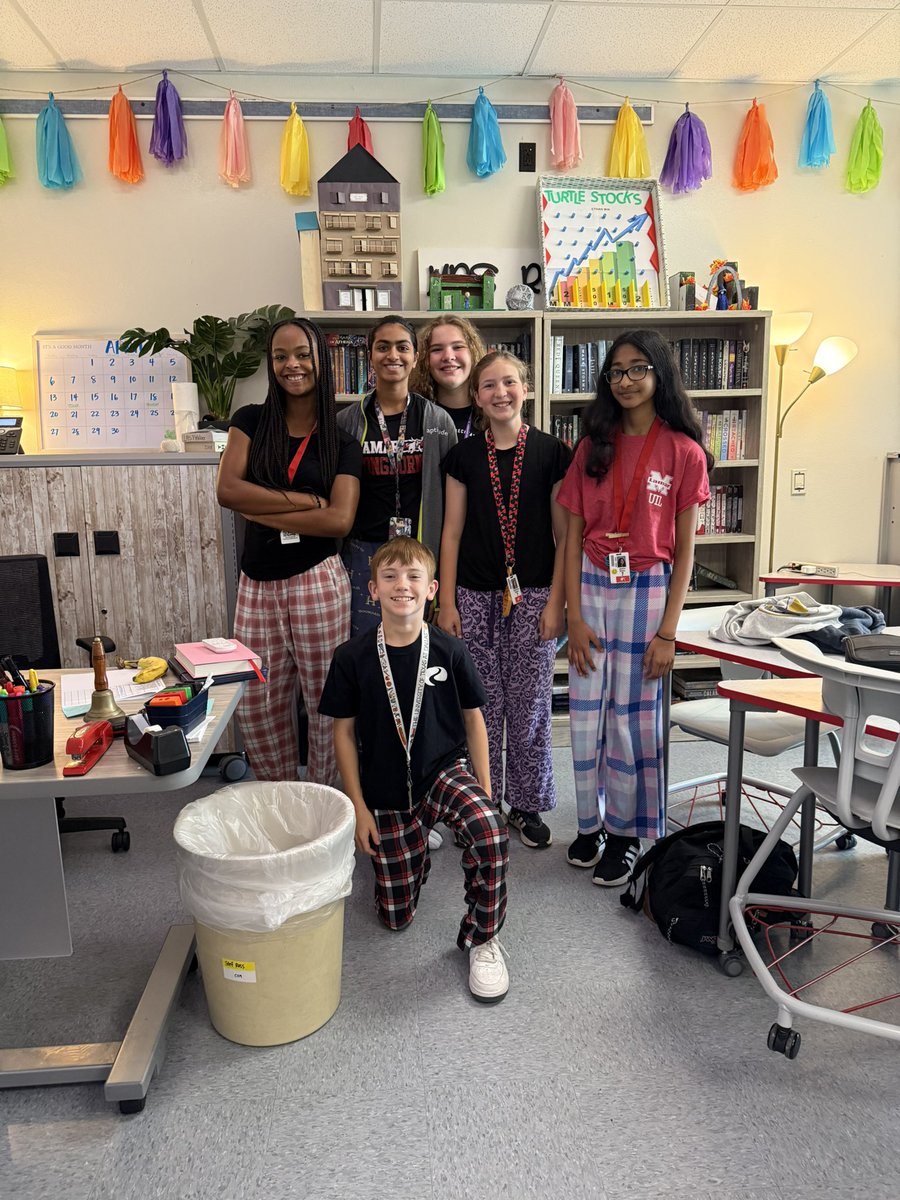 GT Awareness Week! Power in numbers—dress as a group! <a href="/LISD_GT/">LISD G/T</a>
