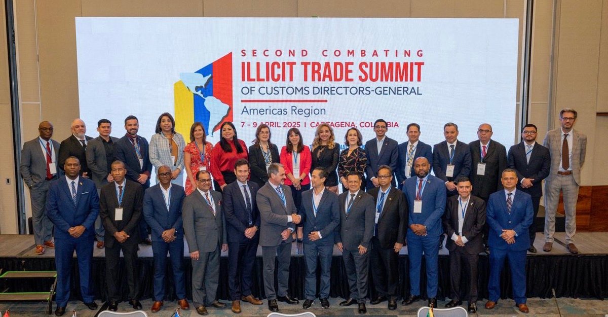 The <a href="/TRACIT_org/">TRACIT</a> / <a href="/DIANColombia/">DIANColombia</a>  Summit convened Customs DGs from 27 countries in the Americas + Portugal and concluded today with the adoption of a Joint Declaration aimed at mitigating #illicittrade.

Declaration: tracit.org/uploads/1/0/2/…

Media release: tracit.org/uploads/1/0/2/…