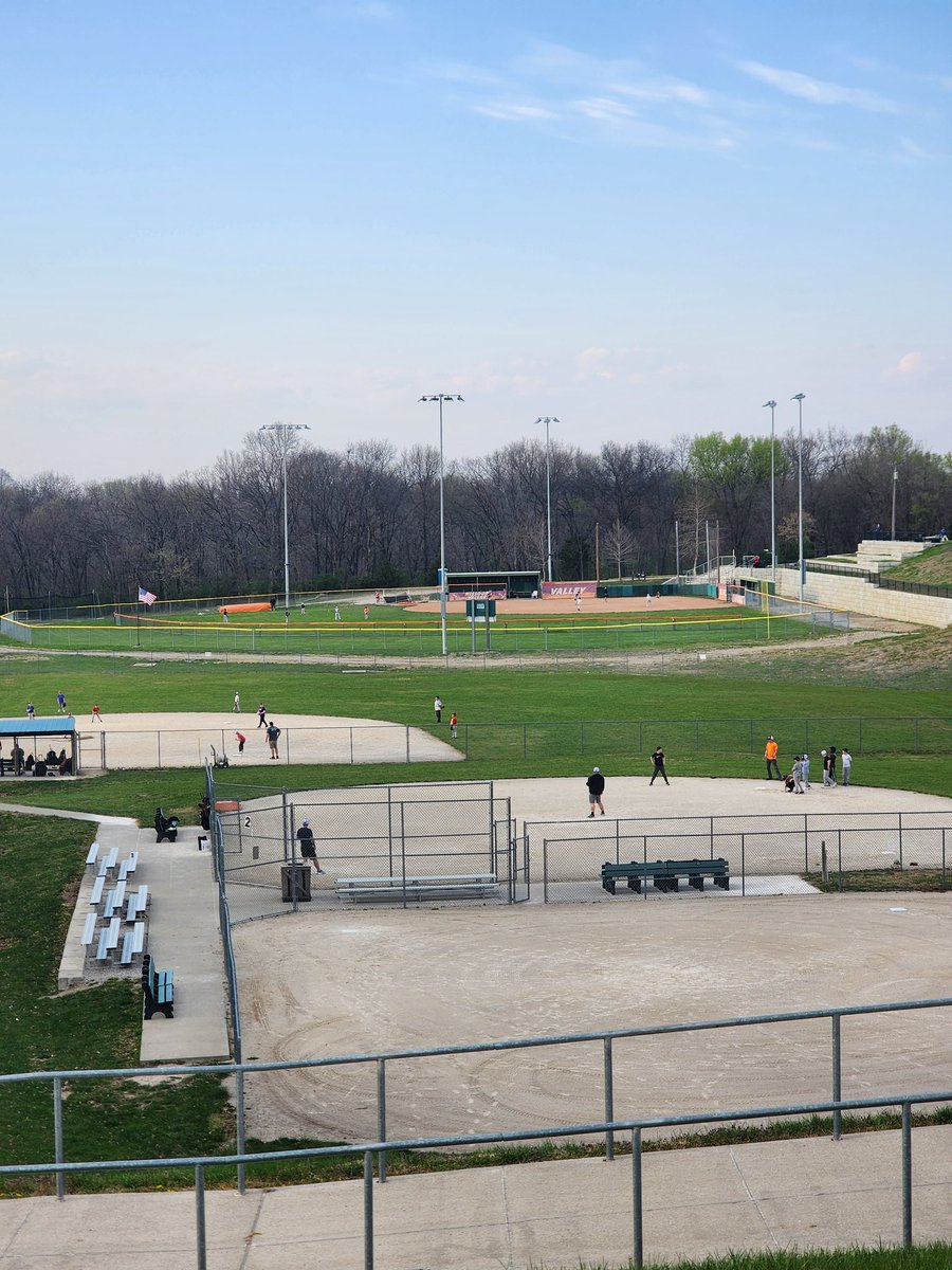 LaCoMoEastLL's tweet photo. Fields are booked with practices tonight! https://t.co/SMoCIELQ5P