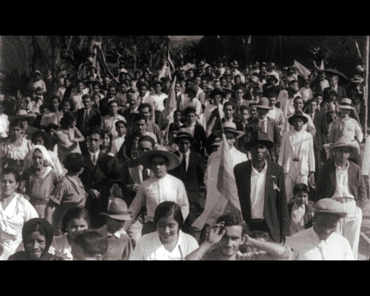 fronterasurfest's tweet photo. [FS_LAB 4: Módulo 2] 📣
Conoce las obras seleccionadas para “Inventar el propio método”, guiado por Sophie França:

🎬 Movimientos a distancia (COL)
🎬 El Necio (CHI)
🎬 La Memoria de las piedras (CHI)

Del 17 al 20 abril en Concepción.
#FS_LAB4 #cine #noficcion https://t.co/3SUhfNDZvC