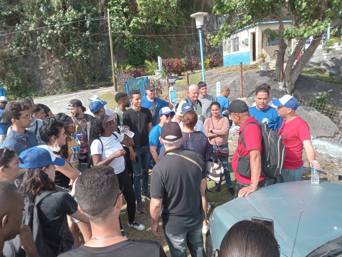 Eiphhuebgpesp4's tweet photo. Se realizó un recorrido por el complejo Hanabanilla-Jibacoa como parte del Encuentro Nacional de Jóvenes Hidráulicos, donde se dio a conocer la historia de su infraestructura hidráulica, así como de sus áreas protegidas.
#redhidráulicadejuventudes
#HolguínSí https://t.co/K4WgGPitwZ