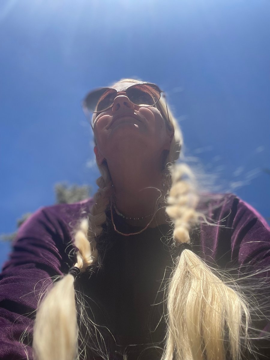 Joanna DeVoe tweet media