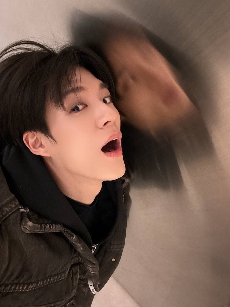 jnoaddicted's tweet photo. umm bello !!

[ #NSD #NCTzenSelcaDay #jeno ] https://t.co/H59My9MyC1