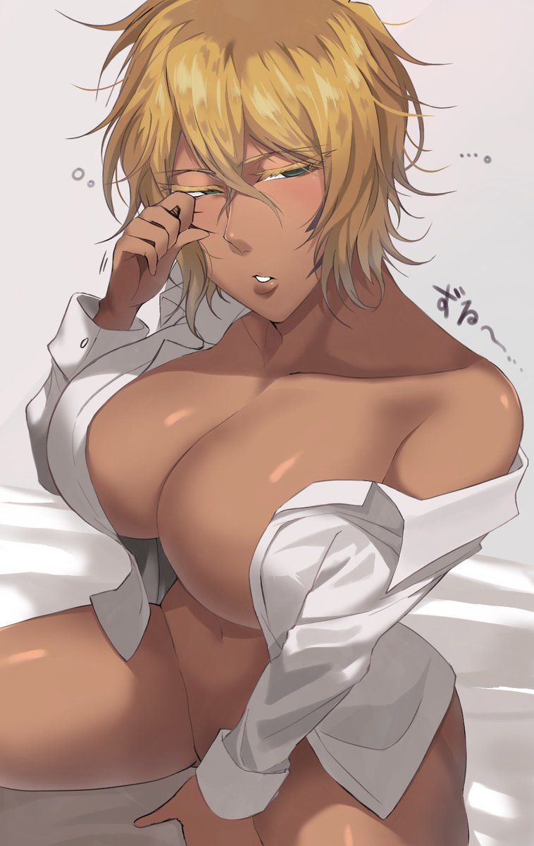 3_harribel's tweet photo. //Good evening  .  Im alive.... hope everyone's doing ok.. ill pop here and there but not fully returning.  Im current disappointment in a long of things. One of course is a simple no interaction for my husband. Its fucking annoying.  Say your busy-simple . Anyways see ya . https://t.co/hhbiKU3nkt