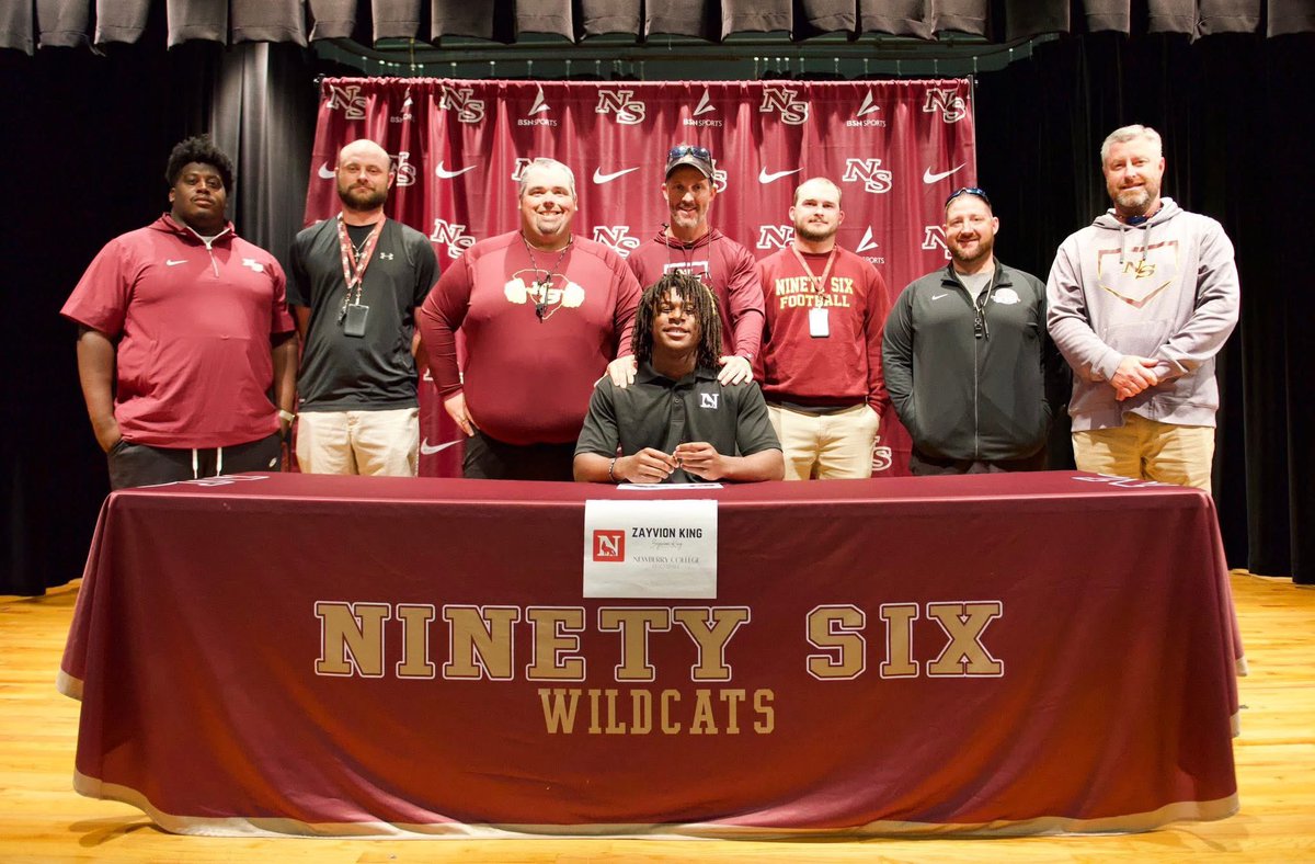 Super proud of you <a href="/ZayvionKing8/">Zayvion King</a> <a href="/Newberry_FB/">Newberry College Football</a> is getting a great player and a better man! Keep Running to the Work!