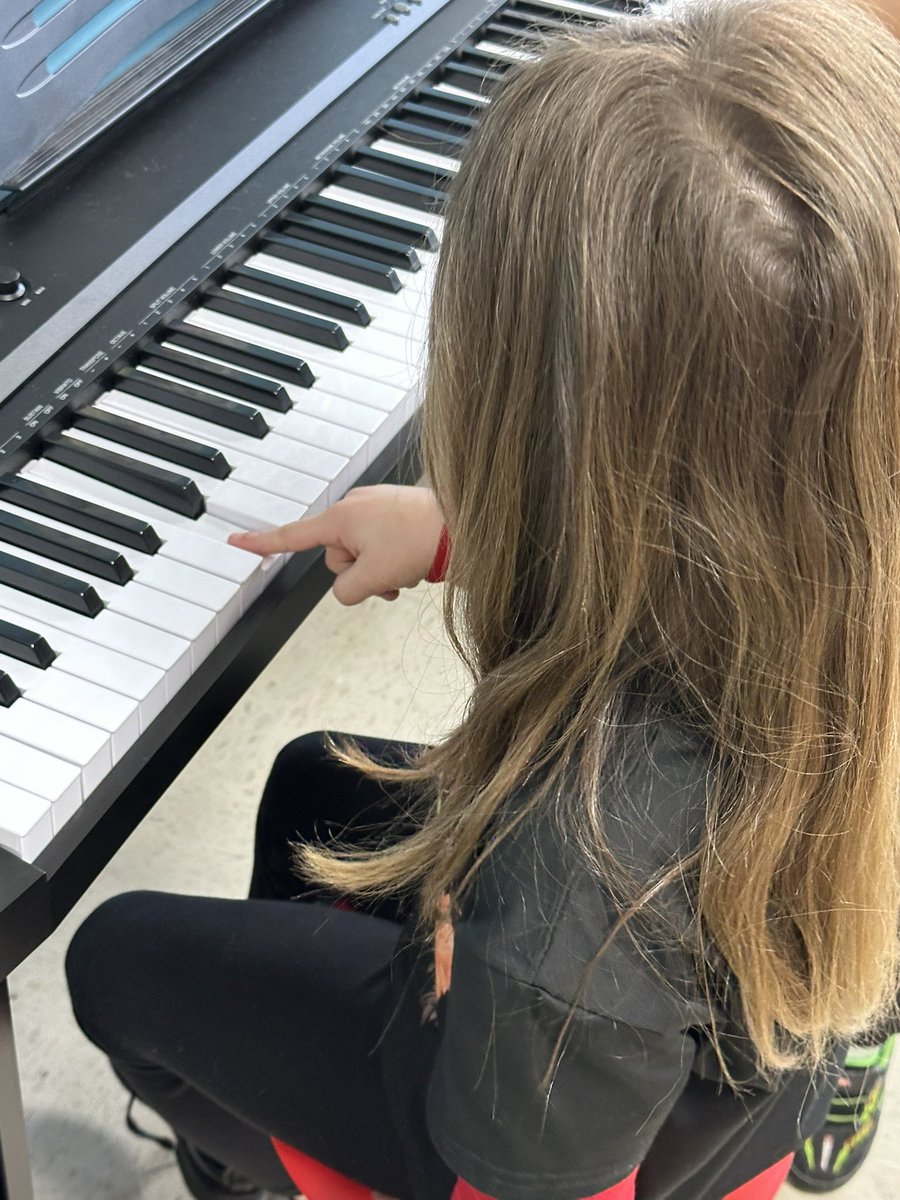 South Lexington Elementary tweet media