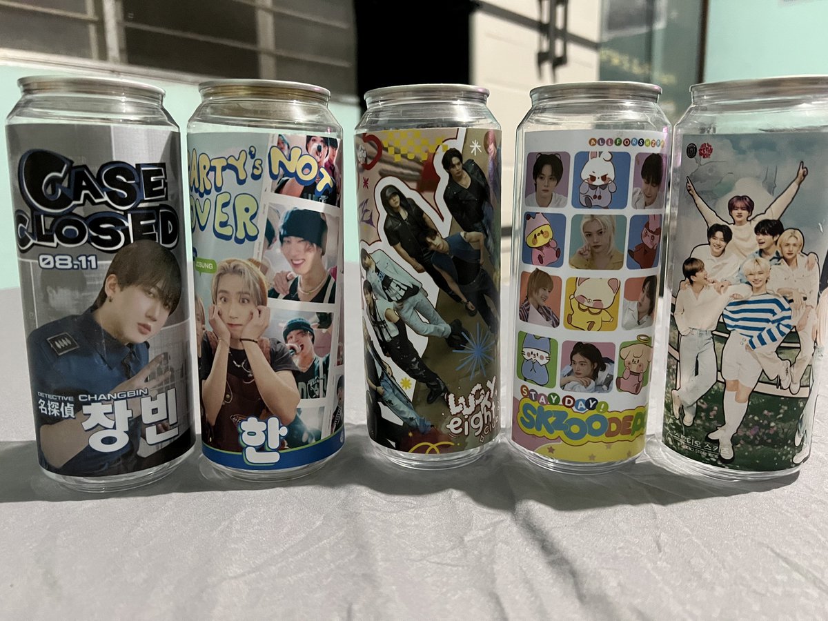 TaecHuta's tweet photo. Hello! Baka po meron gusto mag-apon sa knila? Previous cansleeves of Skz from @allforskzph 

Free Claim, just cover the shipping fee.

Can meet up pag may event, pero matagal pa ata yun susunod😅

#StrayKids #Changbin #HanJisung https://t.co/lAtmGhpn4W