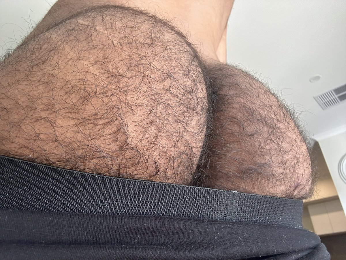 kweenafterhours's tweet photo. Squeeze balls for when you’re in stress https://t.co/BnOYN5GhXa