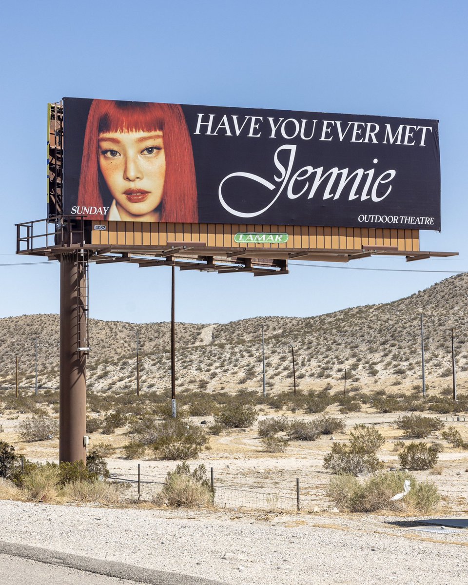 Jennie_HQ's tweet photo. #JENCHELLA
OUTDOOR THEATRE 
SUNDAY https://t.co/EFIs4NhZNe