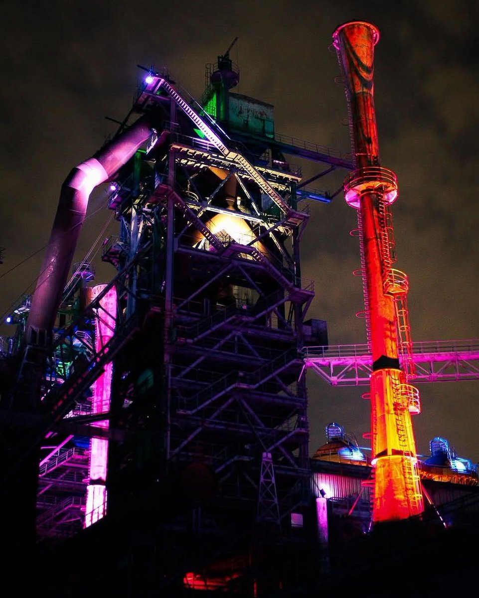 Blast Furnace😍👌

Pic <a href="/c/">c</a>.heckmann 

#blastfurnace #ironmaking #metallurgicalengineering #MATERIALSCIENCE #METALLURGIST #metallurgy #Steelplant #SteelMill #steelindustry #steelmaking #mechanicalengineer #mechanicalengineering #manufacturingengineering #tatasteel #jindalsteel