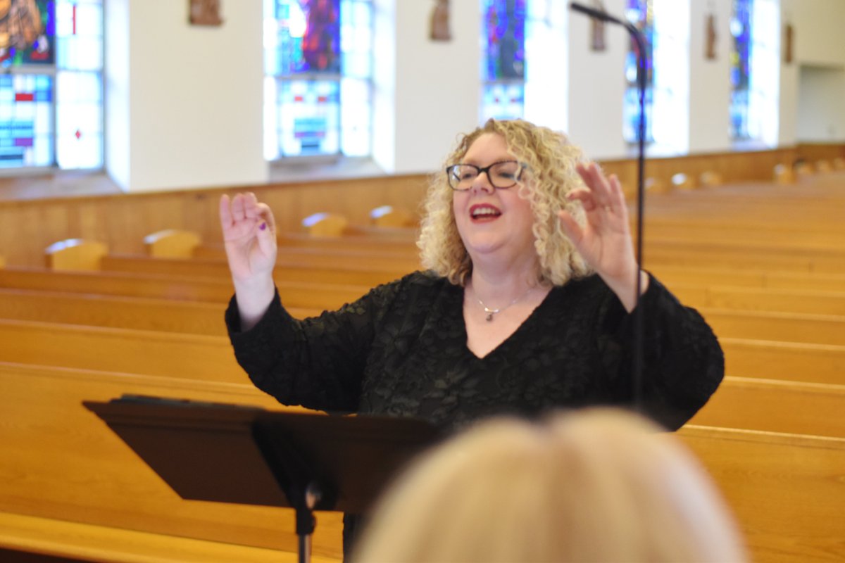 AveMariaParish's tweet photo. This final installment of #AveMariaLynnfield's Parish Lenten Retreat featured double bass soloist Susan Hagen. https://t.co/MeJn7f3uy7