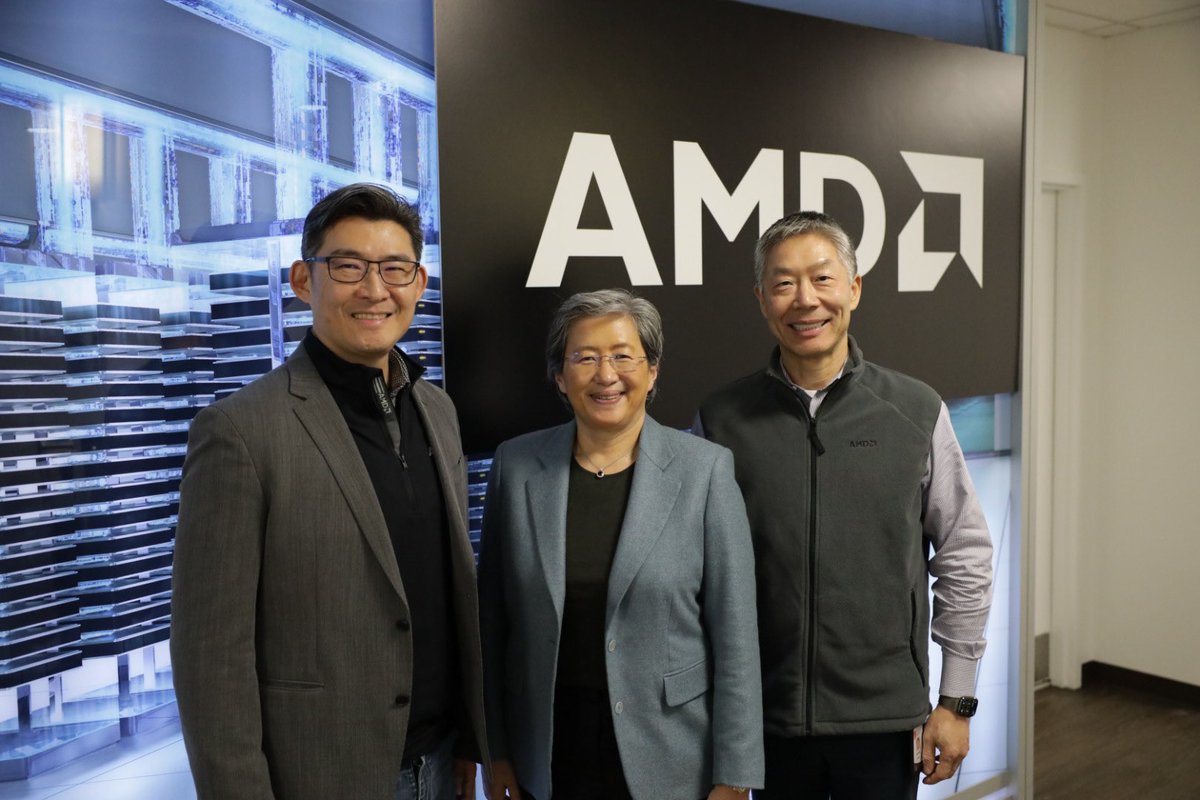 LisaSu's tweet image. Great visit today to @AMD’s newest offices in NJ aka our @ZTSystems team! Enjoyed spending time with this incredibly talented team - bringing world-class systems expertise and manufacturing to complete our full-stack AI solutions.