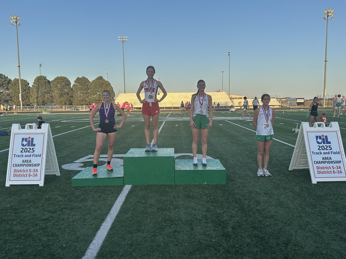 jimned_xctf's tweet photo. Congratulations to H. Von Willer on her Area championship and for qualifying for the Regional meet in the 1600m! https://t.co/DHw5k57k49