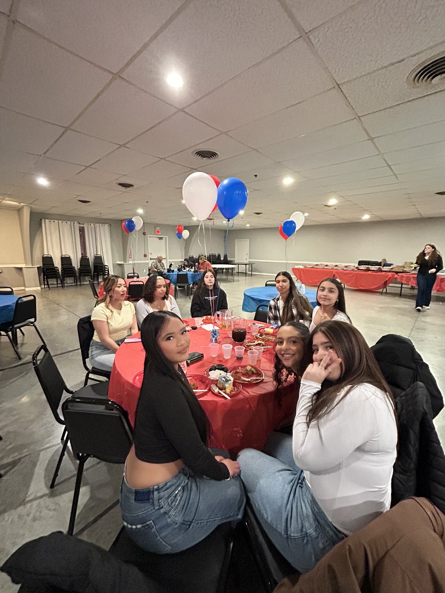 RHS Girls Basketball tweet media