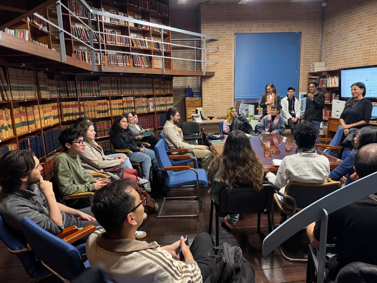 Constanza Castro (@constanzacbc) on Twitter photo Empezamos hoy el proyecto “archivos históricos en riesgo” de <a href="/histgeouniandes/">Departamento de Historia y Geografía | Uniandes</a>, el <a href="/ArchivoGeneral/">Archivo General</a> y el laboratorio del Magdalena con el archivo histórico de Honda rescatado tras el desbordamiento del río Gualí en 2010. !Tremenda oportunidad! <a href="/facisouniandes/">Facultad de Ciencias Sociales Uniandes</a> <a href="/Neogranadina_es/">Neogranadina</a> Empezamos hoy el proyecto “archivos históricos en riesgo” de <a href="/histgeouniandes/">Departamento de Historia y Geografía | Uniandes</a>, el <a href="/ArchivoGeneral/">Archivo General</a> y el laboratorio del Magdalena con el archivo histórico de Honda rescatado tras el desbordamiento del río Gualí en 2010. !Tremenda oportunidad! <a href="/facisouniandes/">Facultad de Ciencias Sociales Uniandes</a> <a href="/Neogranadina_es/">Neogranadina</a>