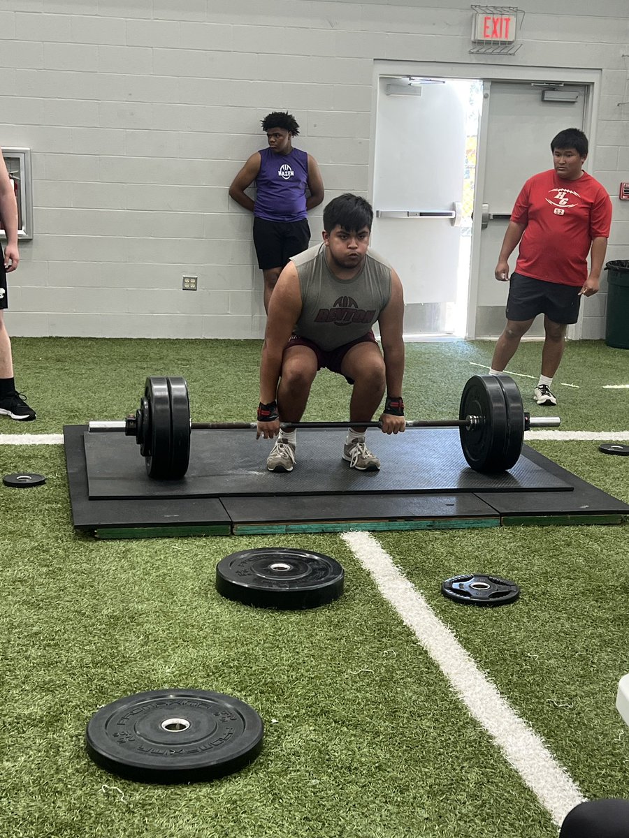coachofpdc's tweet photo. Hosted our annual Weight Meet today, several guys on all teams set a new PR on Bench &amp; Power Clean! Thanks to El Dorado, Lake Hamilton, Harmony Grove, Bauxite, Fountain Lake, Hazen, &amp; Clinton for coming today! We all got better today! #Benton💪🏼 @BentonTDClub @bentonschools https://t.co/NRHSh0auIq