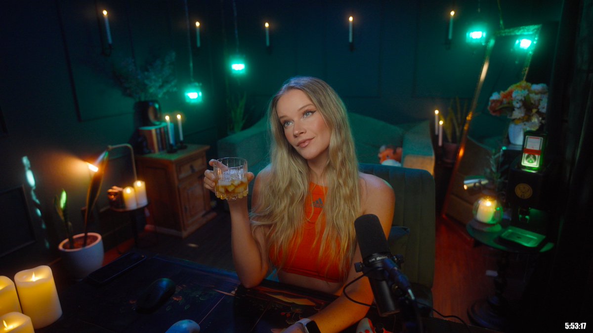 BRINGING BACK OUR OG DUONESS IN VERDANSK w/ <a href="/AnnaNannerTTV/">AnnaNanner</a> <a href="/YourBudde/">The King</a> <a href="/TheVP_Life/">Victor (ง'̀0'́)ง</a> 

#1 washed snipe queen

We ❤️ LIVE ❤️