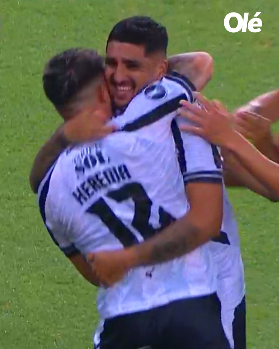 DiarioOle's tweet photo. ESTO ES HISTORIA SEÑORES ⚪️⚫️

CENTRAL CÓRDOBA LE ESTÁ GANANDO A FLAMENGO EN EL MARACANÁ ‼️ https://t.co/ZoyebbYnuc