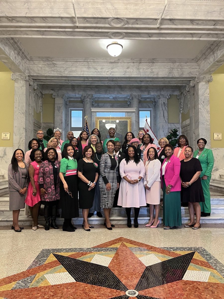 CMLewisGeorgeW4's tweet photo. Great to meet with my @akasorority1908 sisters for #AKADay to discuss pressing issues facing the District, including Black maternal health, supporting our young people, and protecting DC’s budget. Thank you @akaxo, @xizetaomegaaka, @rhomuomega, and @AKAABYO! https://t.co/T6UG1LXFcw