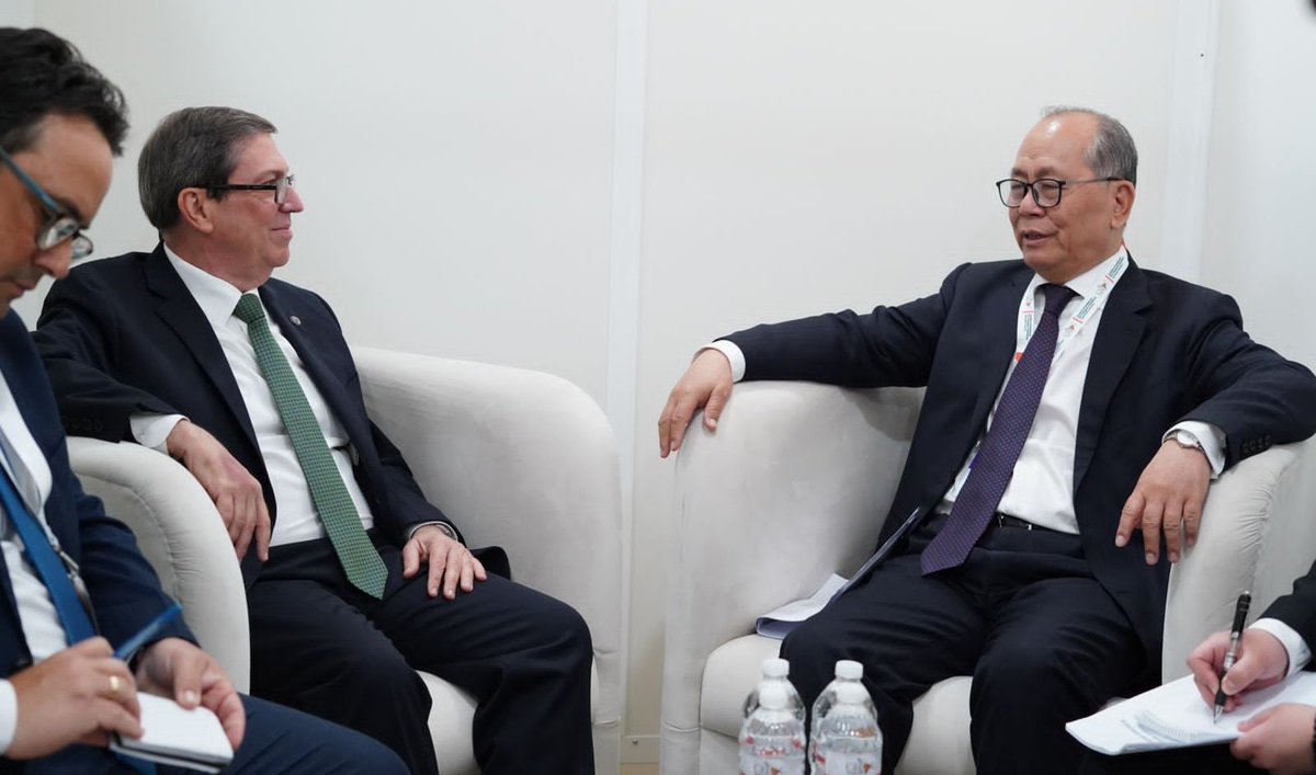 Me reuní con Embajador Qiu Xiaoqi, Representante Especial de #China para América Latina y el Caribe.

Destacamos carácter estratégico de nuestras relaciones bilaterales, que se evidencia en consolidación del diálogo político, nexos partidistas y cooperación en múltiples áreas.
