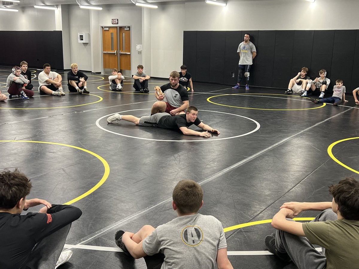 50+ in the room tonight at the Avon RTC! 2x D2 National Champ Derek Blubaugh from <a href="/UIndyWrestling/">UIndy Wrestling</a> ran a great practice. We drilled, focused on Olympic style technique, and wrestled some live go’s!

Avon RTC runs on Wednesday from 6:00-7:30pm. We’ll see you next week! <a href="/iswausaw/">@iswausaw</a>