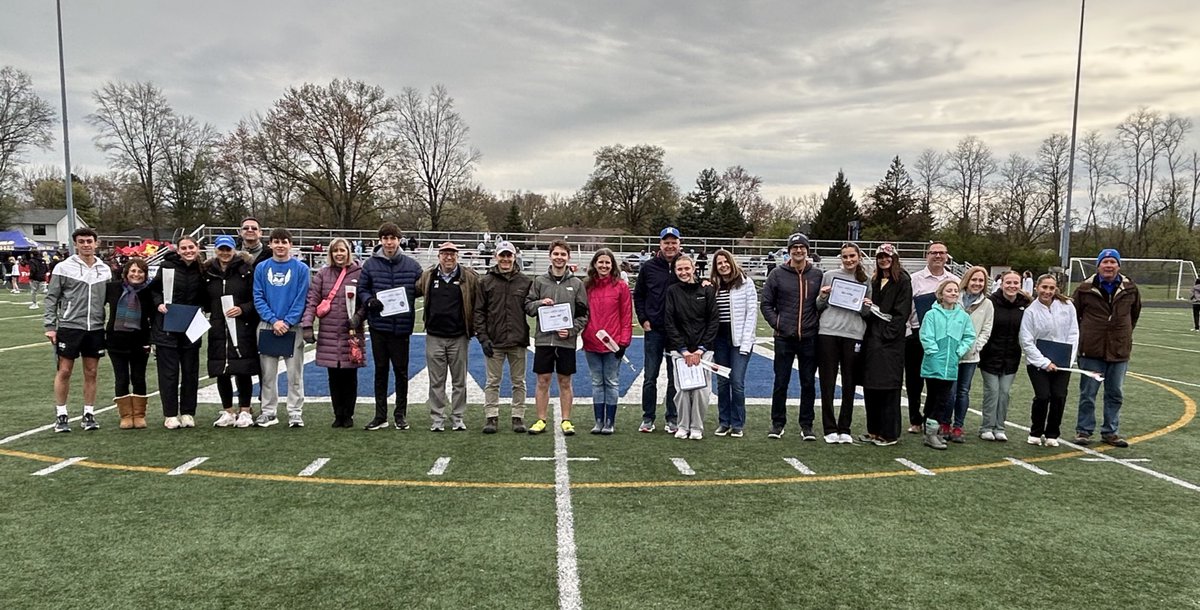 Congratulations to all our Madeira senior track and field athletes! Talented individuals that have led the way, set records, and represented Madeira well!  Go Madeira!  #weloveourseniors #madeinMadeira