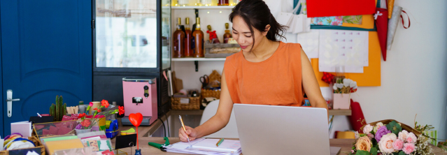 The use cases for #GenAI for SMBs are as common as 1,2,3 — data entry, training to accelerating key processes, but navigating AI can come with challenges. Explore how to navigate each. dy.si/wkpjB