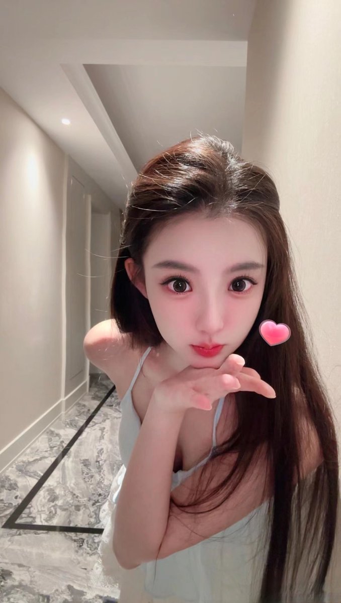 xiaonangua19's tweet photo. 遇见你的眉眼，如清风明月。 https://t.co/ODPH4Ci0bT