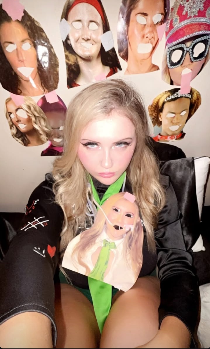 TheRantingDead's tweet photo. @WWE @Tubi The face you make when @LarkanDanielle aka #TheLovelyMissLarkan is STILL overlooked for a @WWEID &amp; #WWEEvolve opportunity. She's over with @ovwrestling fans, constantly improving and doing this all in just over a year. #TheTraumaTrain #TherapyisinSession https://t.co/e0Az6Tn0Ky