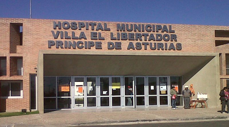 TRAGEDIA EN NUESTRO HOGAR 3. Un padre mató a su hija en forma accidental cuando ingresaba el coche a la vivienda del Lote 7 Manzana 2.
La menor de solo 1 año y 4 meses de edad fue identificada como Cataleya Yuricel Miranda Espíndola. Muerte confirmada en el hospital Asturias.