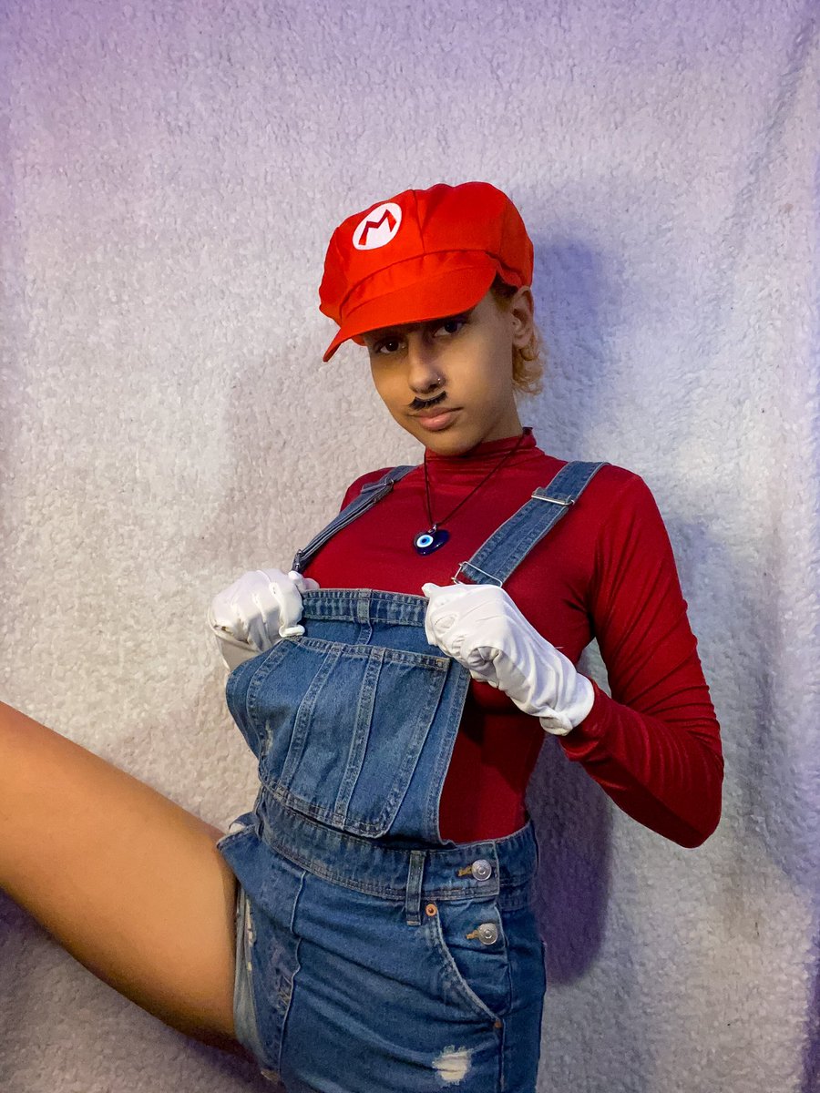 𝑺𝒕𝒂𝒓𝒍𝒐𝒓𝒅 𝔇𝔢𝔦𝔱𝔶 𝑽𝒆𝒏𝒖𝒔 ✨ May 19 🎂 tweet media