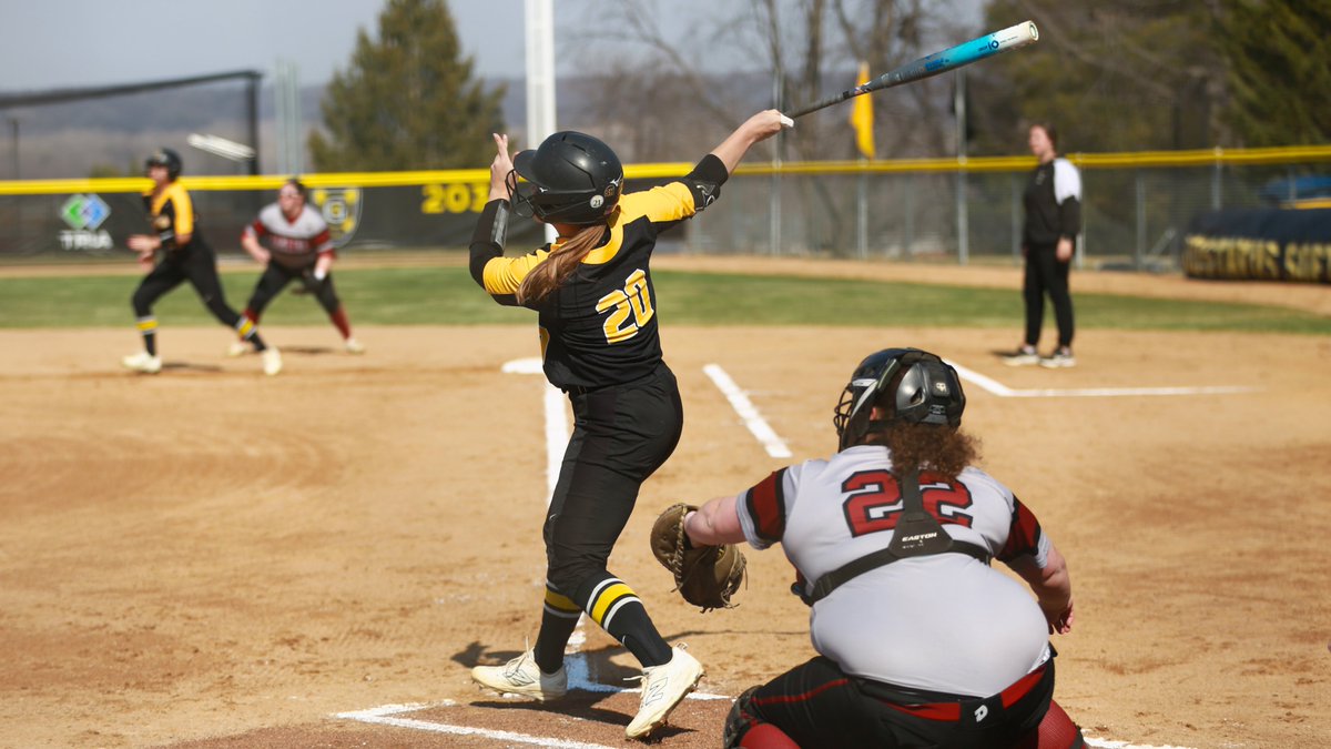 Gustavus Athletics (@gustieathletics) on Twitter photo In its second doubleheader in as many days, <a href="/gacsoftball/">Gustavus Softball</a> dealt Hamline the MIAC series sweep by scores of 6-5 and 4-2, featuring wins from Maizie Anderson in the circle and a walk-off home run from Carly Olson in game one!
Recap: gogusties.com/news/2025/4/9/ā¦
#GoGusties | #d3sb In its second doubleheader in as many days, <a href="/gacsoftball/">Gustavus Softball</a> dealt Hamline the MIAC series sweep by scores of 6-5 and 4-2, featuring wins from Maizie Anderson in the circle and a walk-off home run from Carly Olson in game one!
Recap: gogusties.com/news/2025/4/9/ā¦
#GoGusties | #d3sb