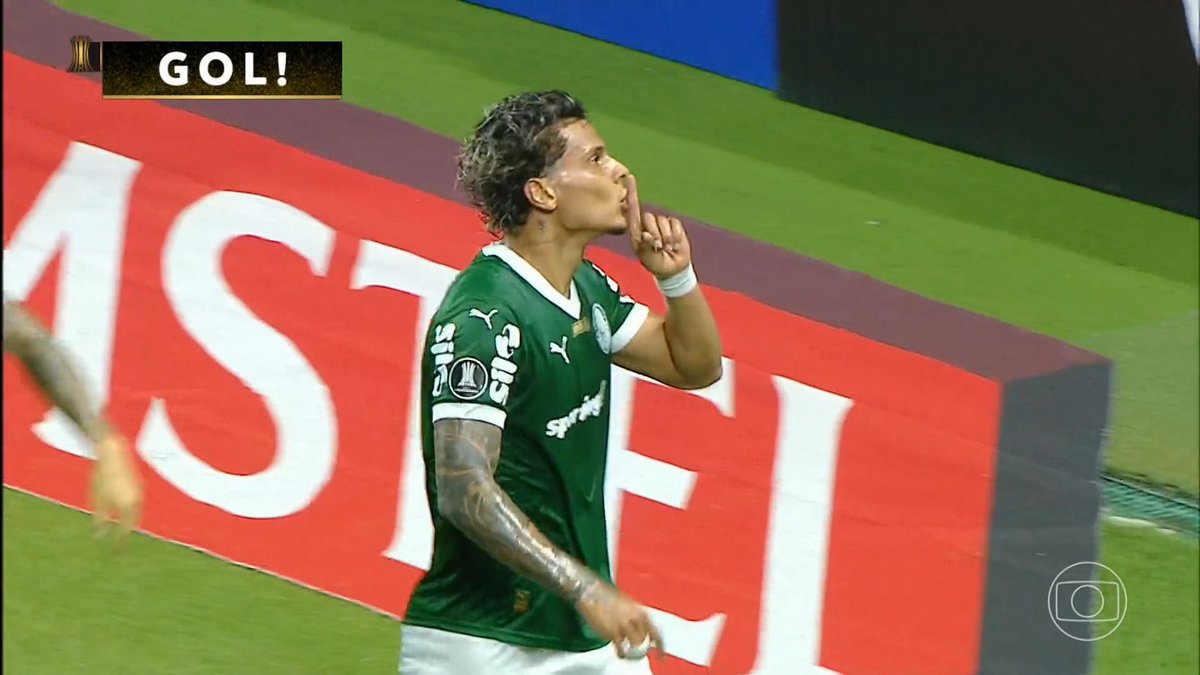 NJanfren's tweet photo. Que coisa MARAVILHOSA o Richard Rios mandando a porcada CALAR A BOCA KKKKKKKKKKKKK

É incrível como ninguém respeita essa torcida cara.

Leila, Abel Ferreira, Marcos, os jogadores, todos desrespeitam e mijam na cara desses PATÉTICOS! https://t.co/oD4ol321Vg