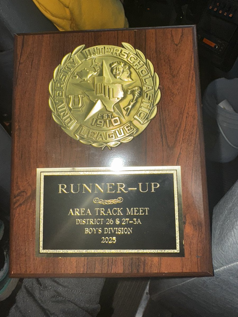 👏👏👏 <a href="/lytleisd/">Lytle ISD</a> <a href="/LytleTrack/">Lytle Track & Field</a>