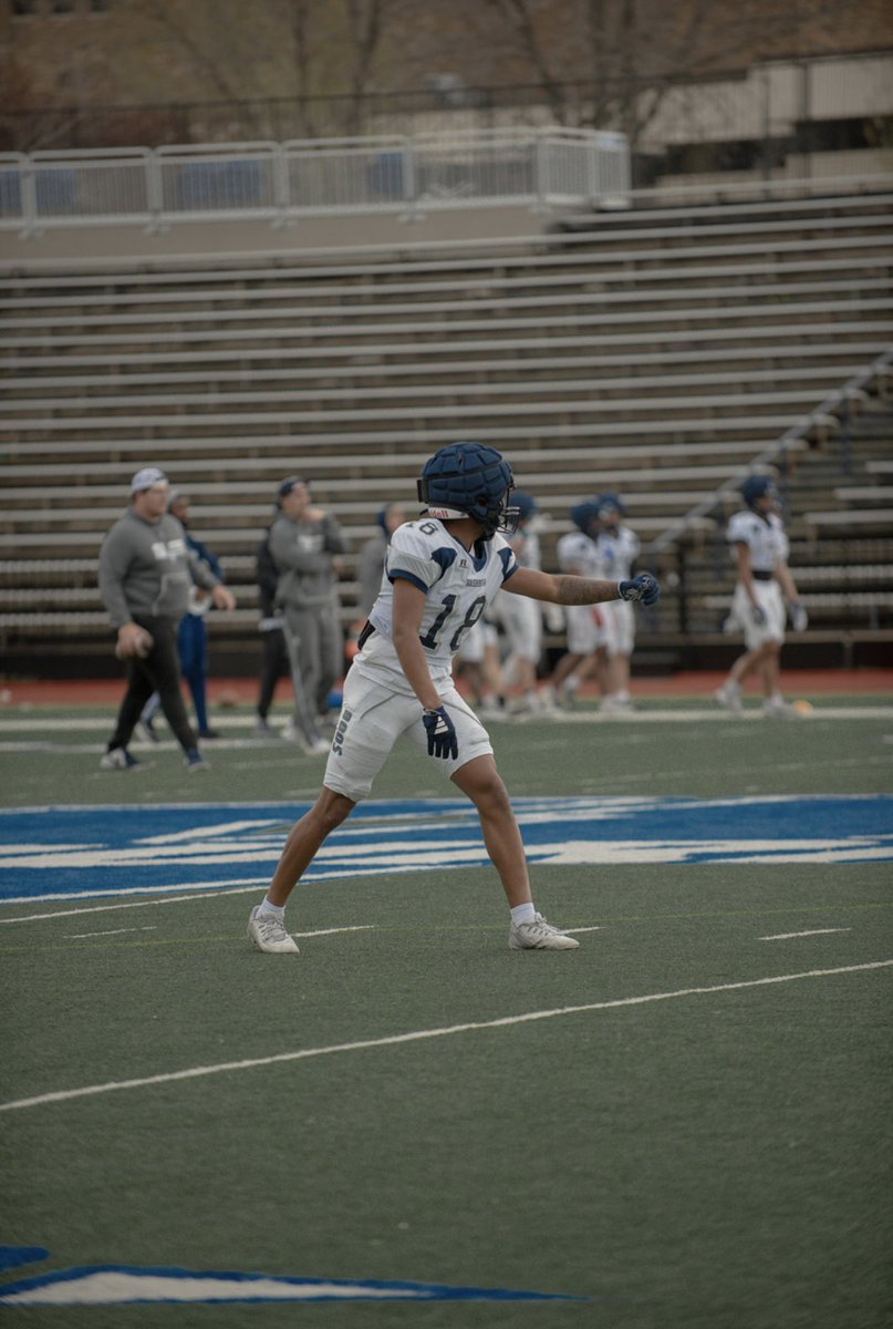 tj_tolive's tweet photo. We Live Friday 6pm at Yager Stadium 
@IchabodFTBL Spring game 📍 https://t.co/lapizyHpgZ