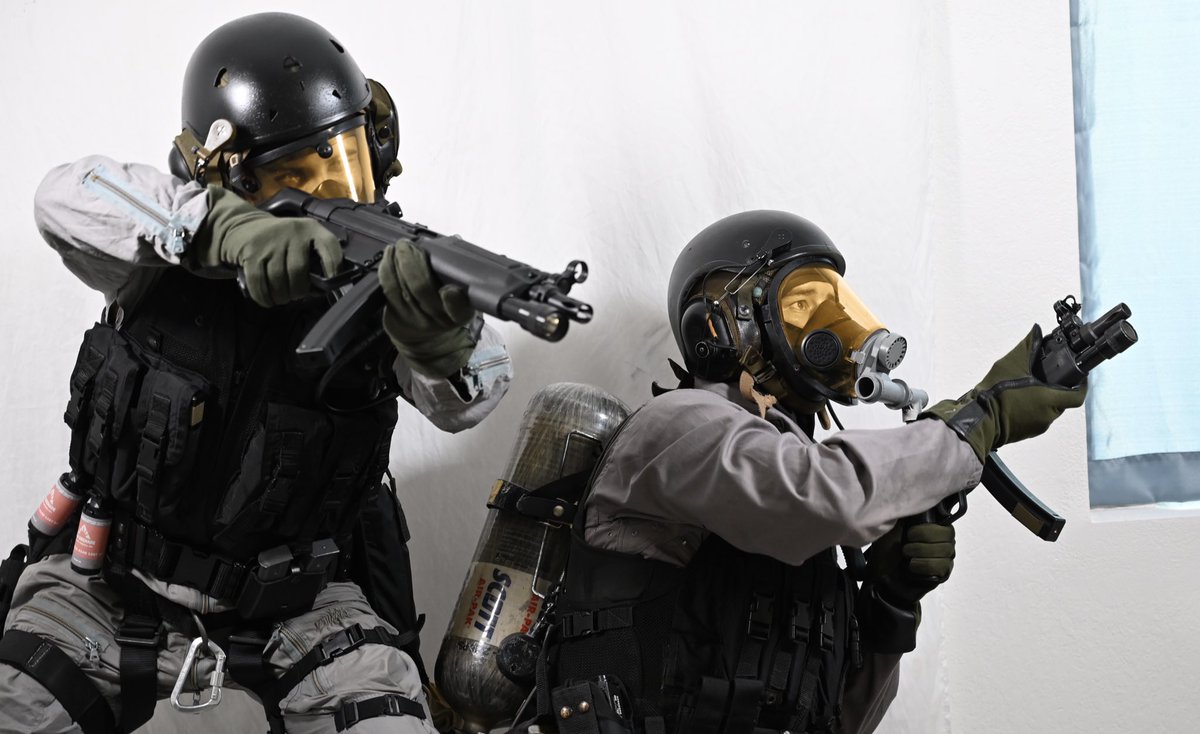 evilseeleagent's tweet image. I’m with cipher and I say kill em all