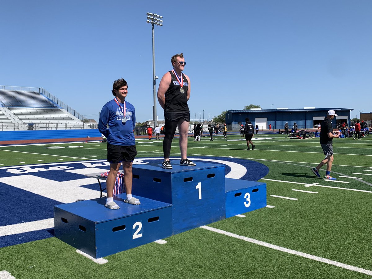 _CoachJJohnson's tweet photo. Lots of hardware for the Friendswood Mustangs today at the area meet! https://t.co/MEN4TZGINB