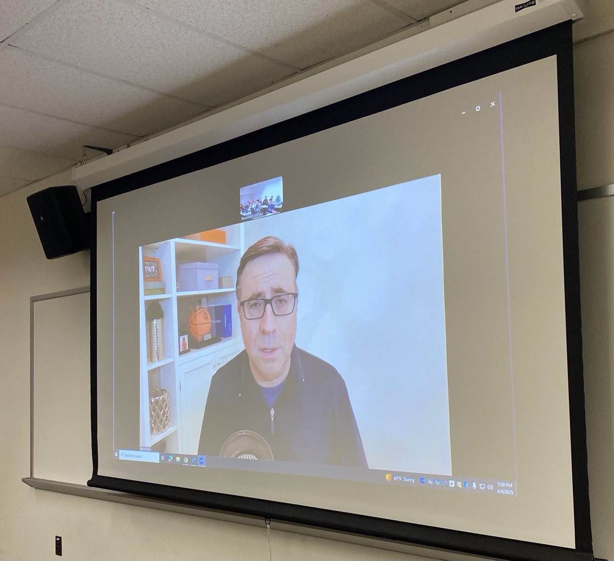 Mike Rosenstein (@rosenstein73) on Twitter photo Tremendous appreciation and respect for <a href="/CBSSports/">CBS Sports</a> play-by-play announcer extraordinaire Ian Eagle, who took time out of his insane schedule to talk tonight with the <a href="/RowanUniversity/">Rowan University</a> <a href="/RowanSportsCAM/">Sports Communication & Media</a> Sports Broadcasting II class. Amazing insight from an all-time great. Tremendous appreciation and respect for <a href="/CBSSports/">CBS Sports</a> play-by-play announcer extraordinaire Ian Eagle, who took time out of his insane schedule to talk tonight with the <a href="/RowanUniversity/">Rowan University</a> <a href="/RowanSportsCAM/">Sports Communication & Media</a> Sports Broadcasting II class. Amazing insight from an all-time great.